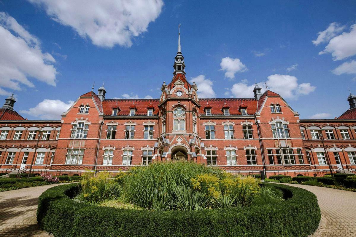 Berlin Mal Anders Erleben - Hier Tobt Das Leben Exterior photo